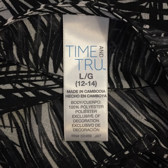 TIME AND TRU BATHING SUIT COVER LARGE - Picture 6 of 6